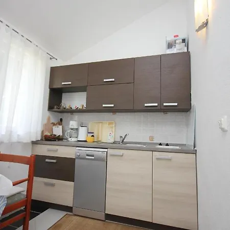 By The Sea Artatore, Losinj - 7935 Apartmán Čunski