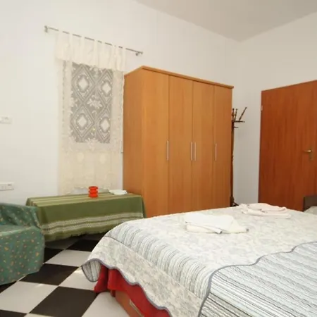 By The Sea Artatore, Losinj - 7935 *