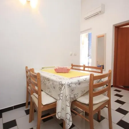 By The Sea Artatore, Losinj - 7935 Appartement