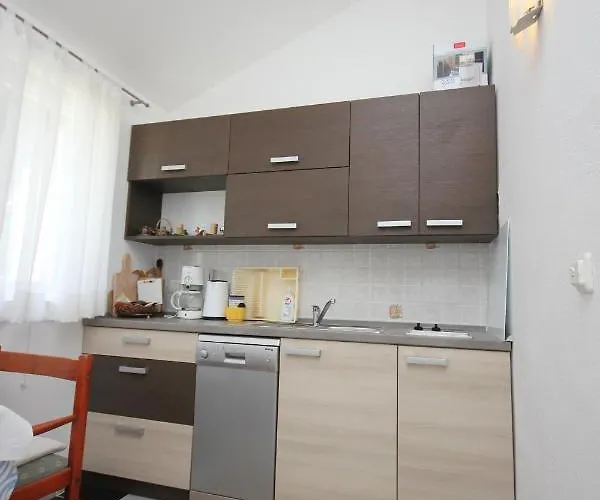 By The Sea Artatore, Losinj - 7935 アパート Čunski