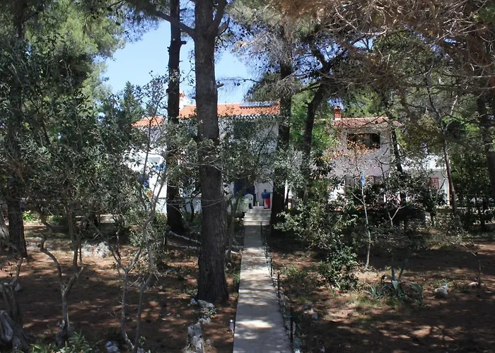 Apartman By The Sea Artatore, Losinj - 7935 *